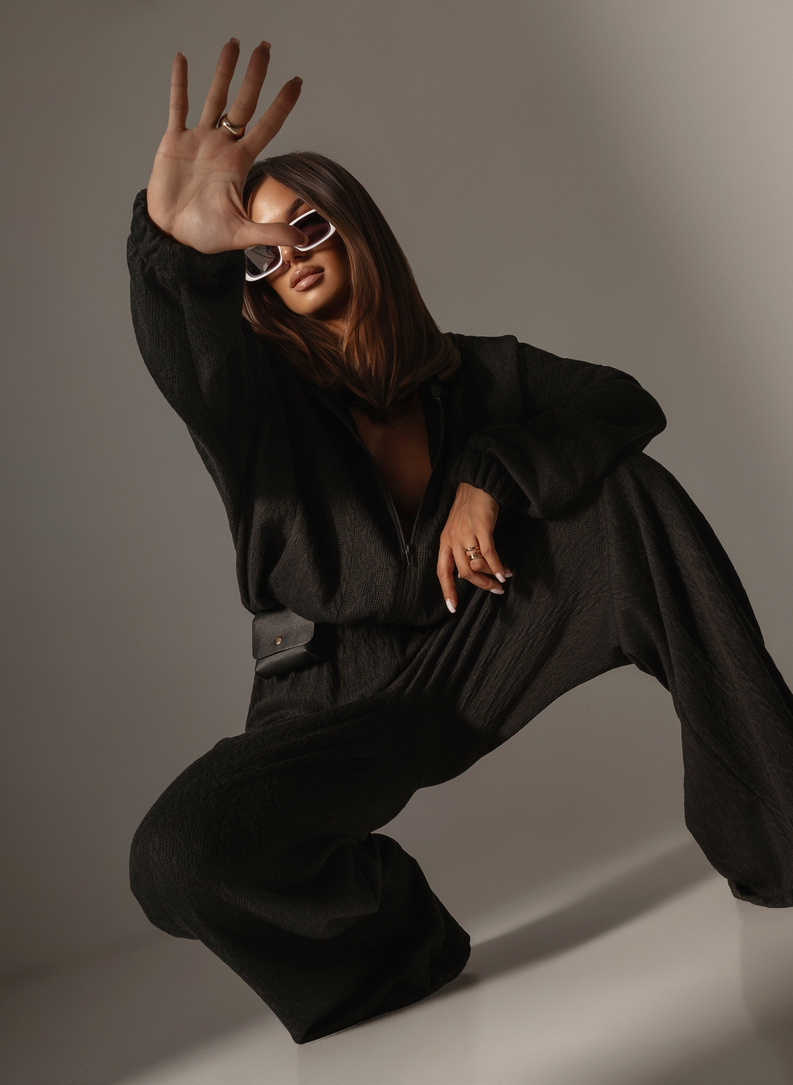 Black women's set with a braided weave