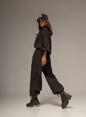 AZJA Set: Black Pants and Sweatshirt