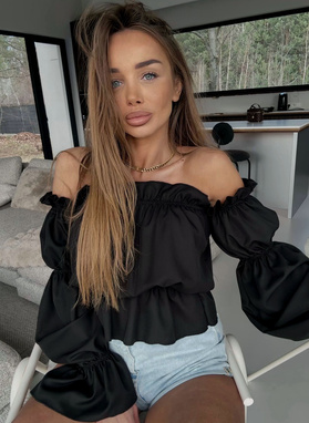 MARBELA Off-the-Shoulder Blouse in Black
