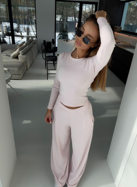 BARI LONG Women's Set: Pink Sweater
