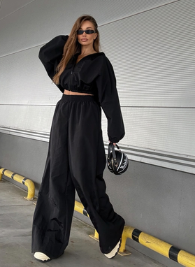 Black MIJAS set with wide-leg trousers and oversized sweatshirt