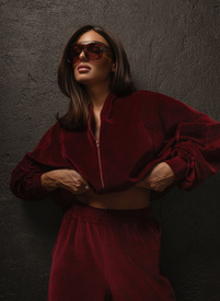 ALLYSON velour set: burgundy pants and sweatshirt