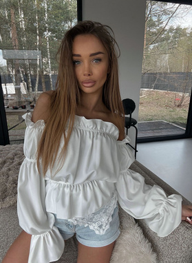 MARBELA White Off-the-Shoulder Blouse