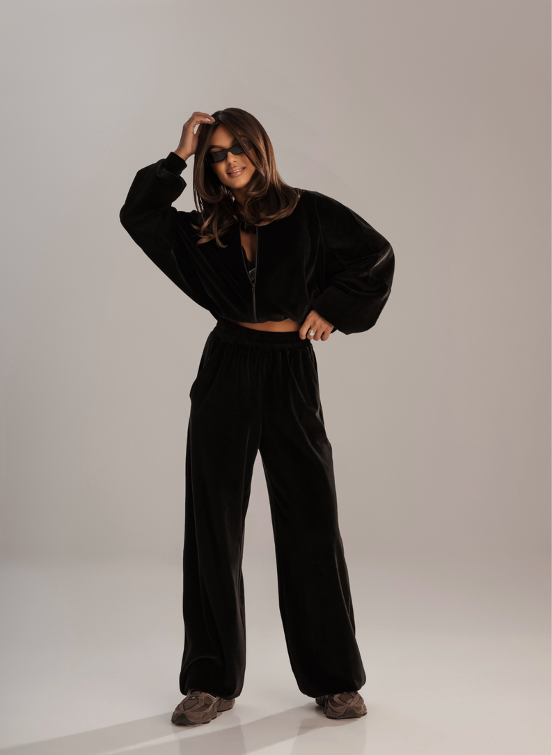 ALLYSON Velour Set: Pants and Sweatshirt, Black