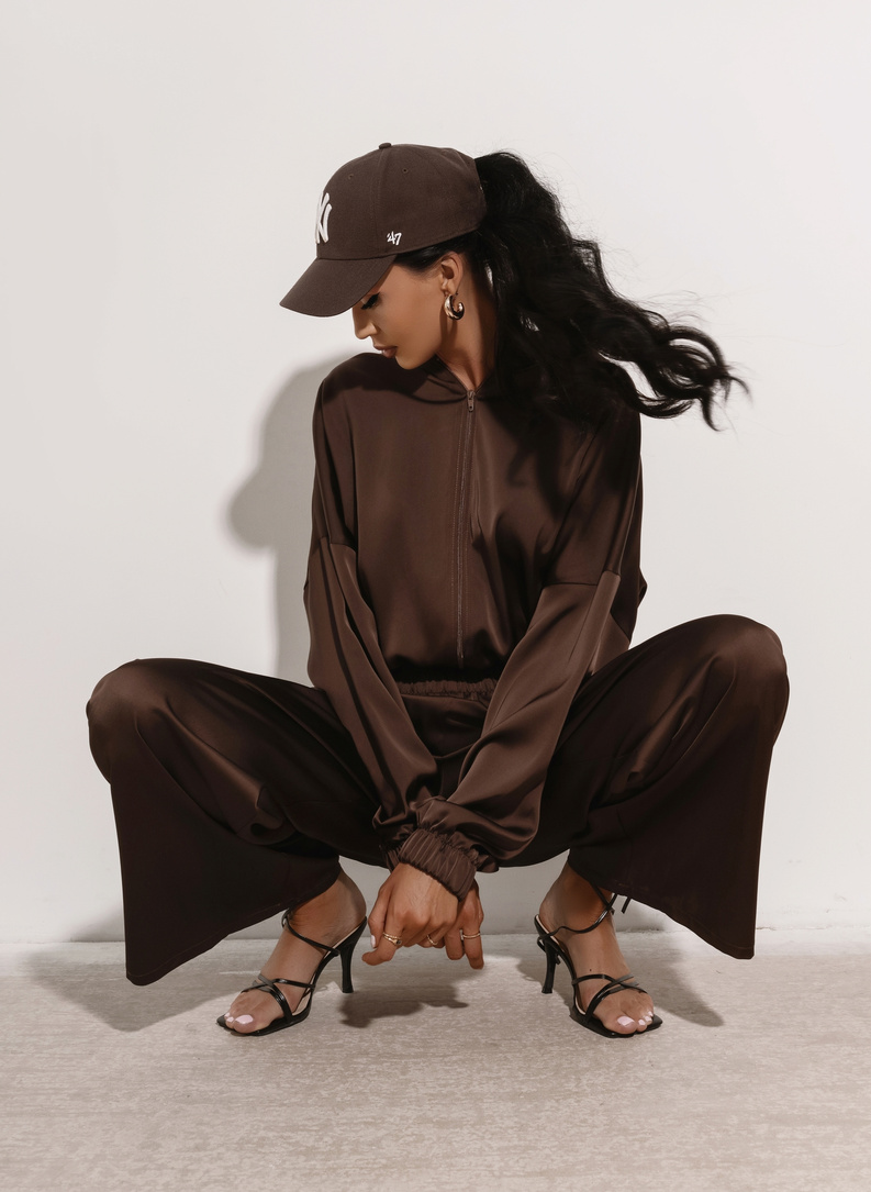 Set: Button-Down Sweatshirt + Wide-Leg Pants, Brown