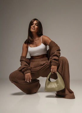 Brown women's set with a braided pattern