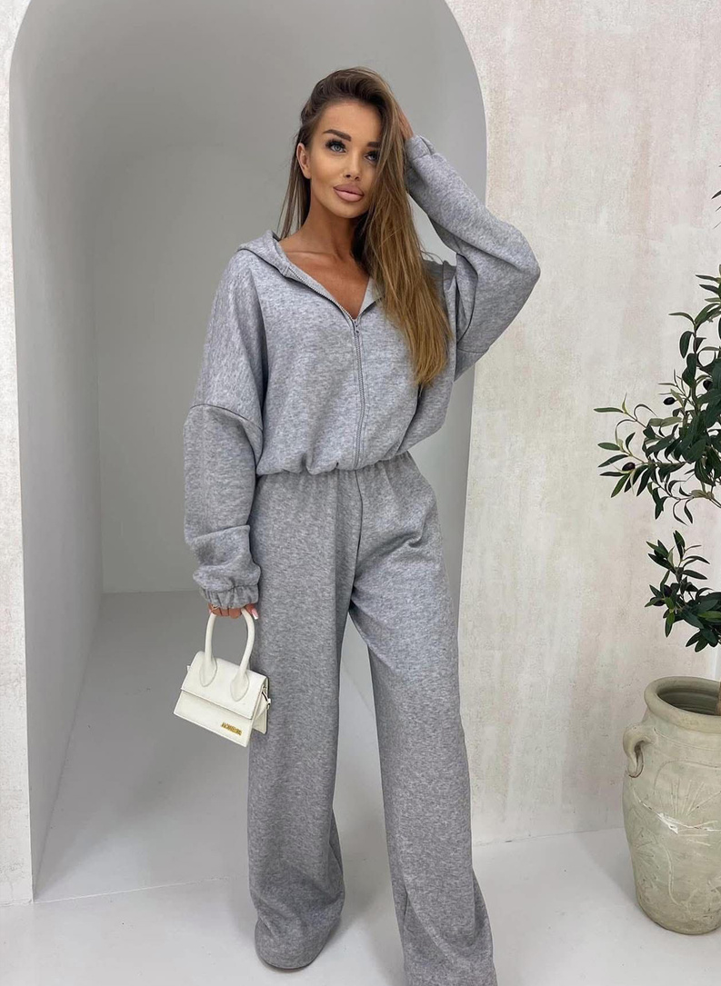 A plain gray women's set with wool