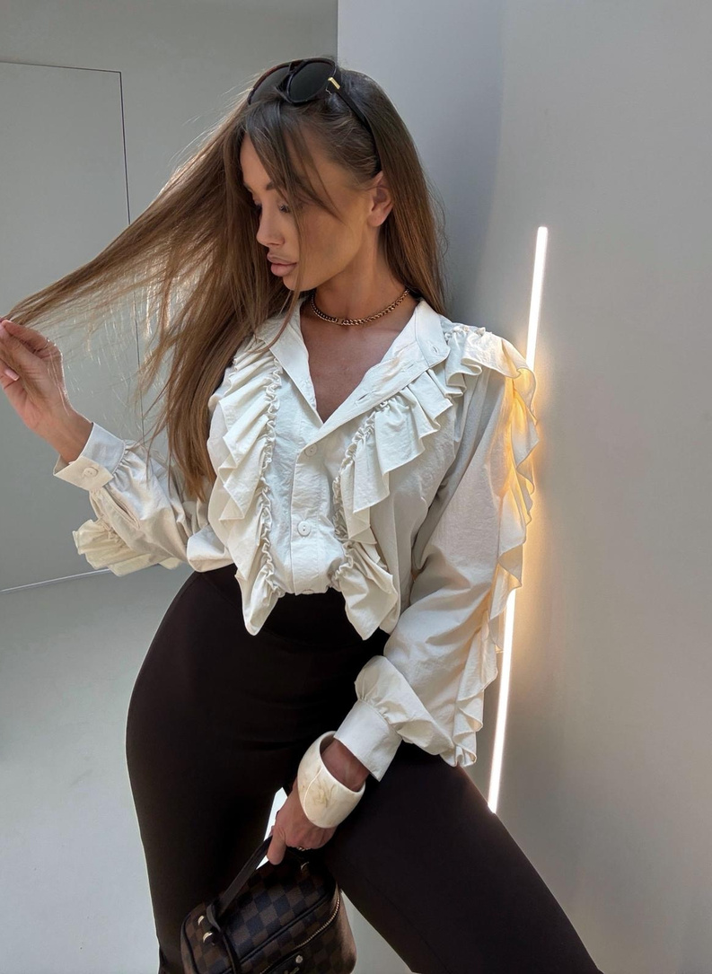 FLAMENCO White Ruffled Blouse