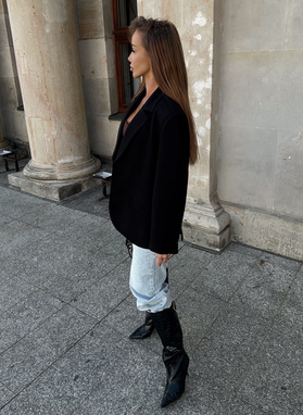 Black oversized women's blazer