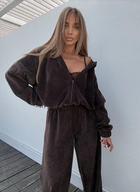 Women’s ribbed set sweatshirt and wide-leg trousers brown