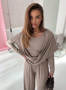 MEDI Women's Set in Beige