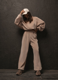ALLYSON Velour Set: Beige Pants and Sweatshirt