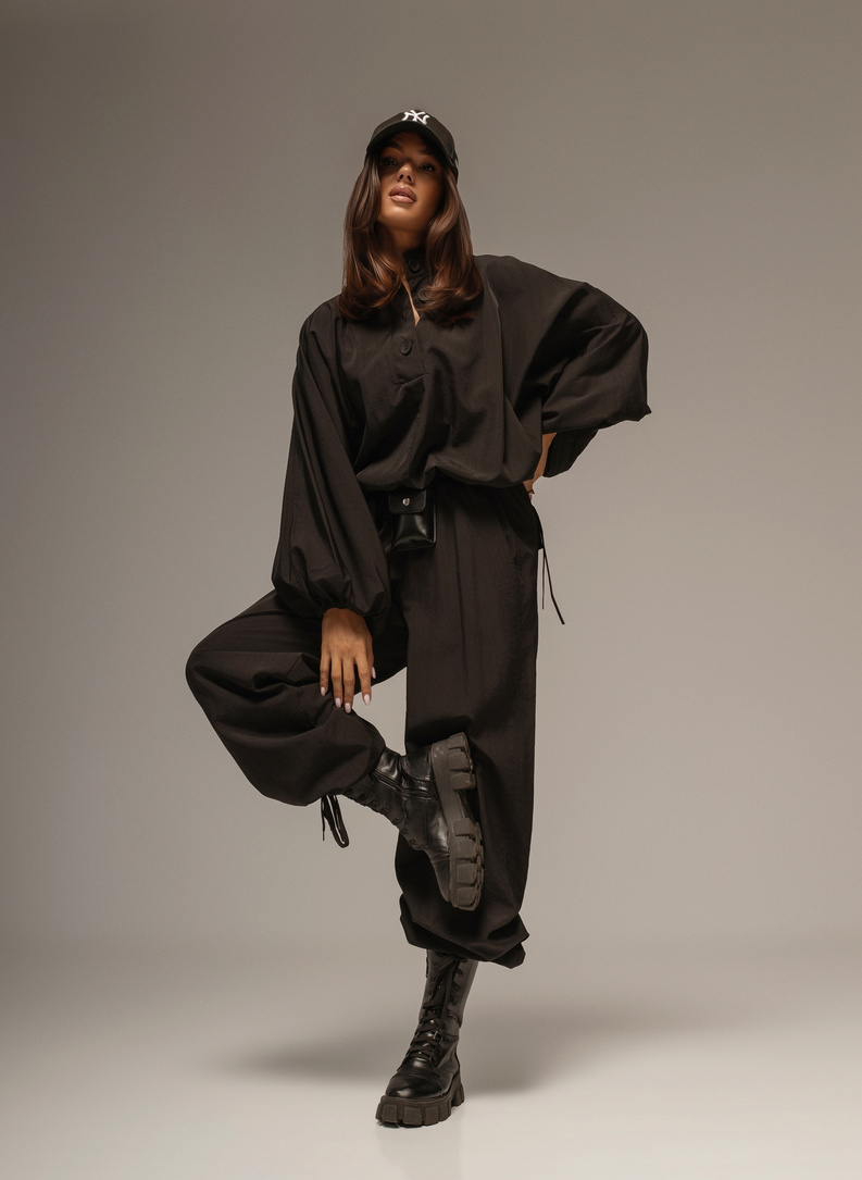 AZJA Set: Black Pants and Sweatshirt