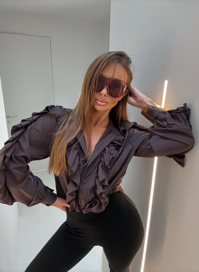FLAMENCO Brown Ruffled Blouse