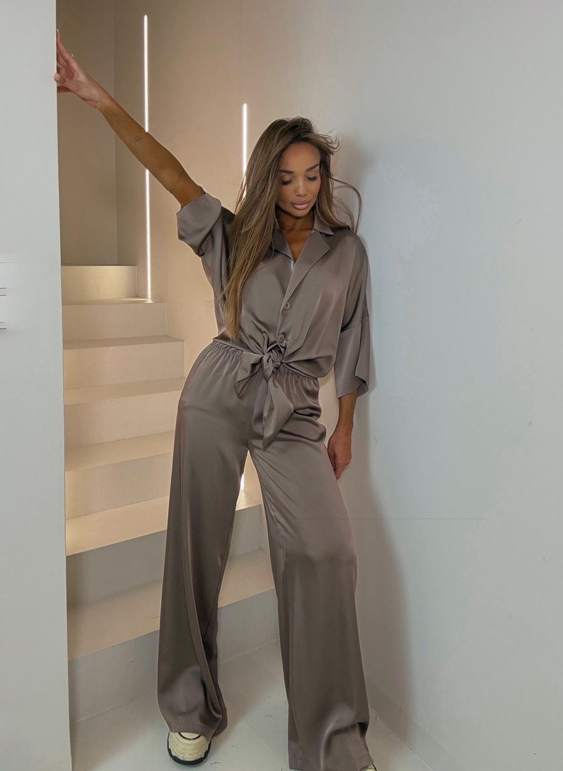 ŁUCJA Set shirt and wide-leg trousers mocha