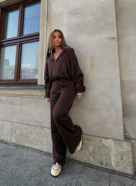 Brown, solid-color women's set with wool