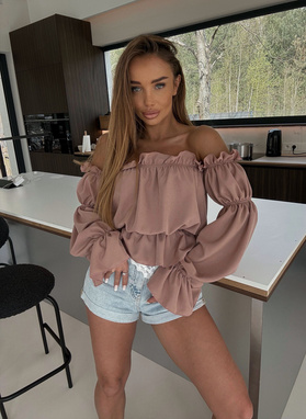 MARBELA Off-the-Shoulder Blouse in Caramel